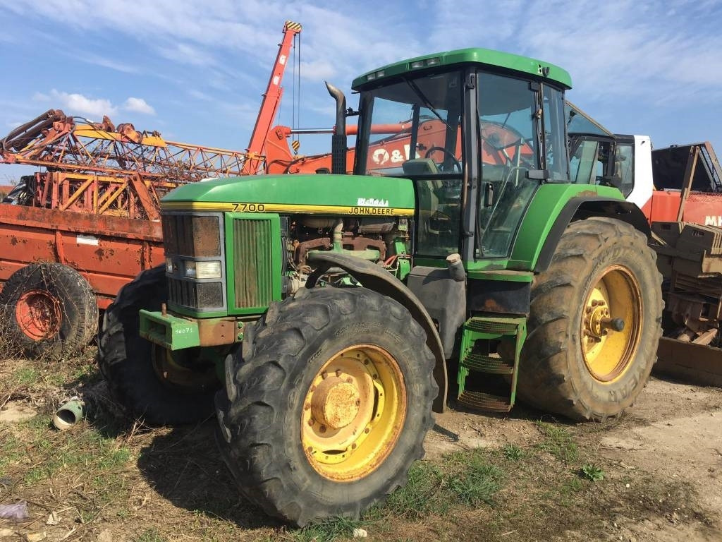 John Deere 7700 - 拖拉机:图1 John Deere 7700 - 拖拉机:图1
