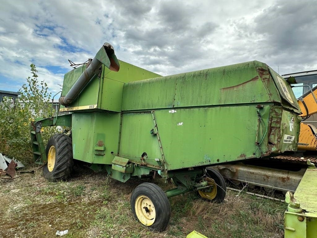 John Deere 952 FOR PARTS  - 联合收割机:图5 John Deere 952 FOR PARTS  - 联合收割机:图5