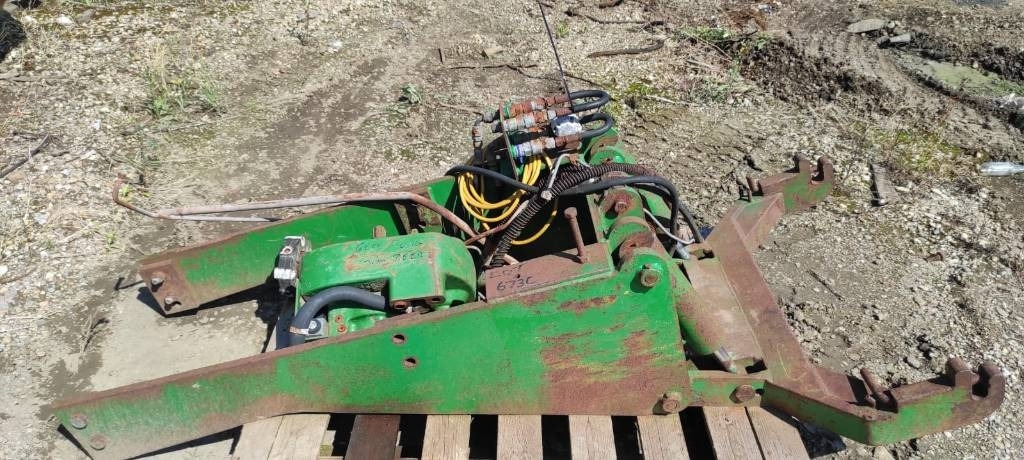 John Deere hidraulica frontala si cardan frontal - 液压系统 适用于 农业机械:图1 John Deere hidraulica frontala si cardan frontal - 液压系统 适用于 农业机械:图1