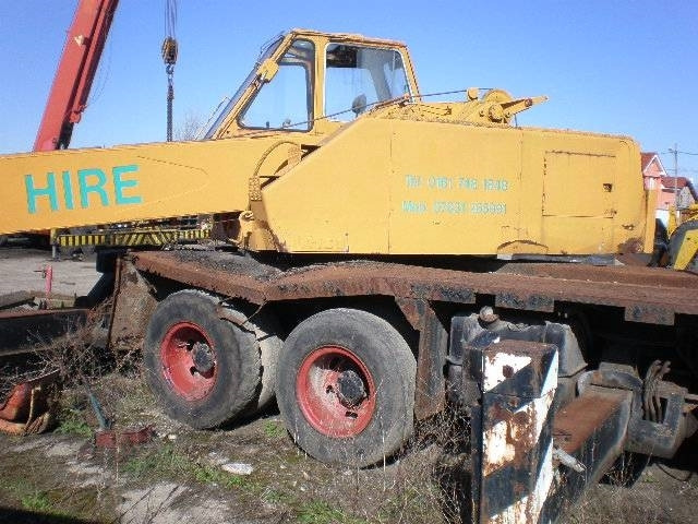 Kato 16T - 移动式起重机:图3 Kato 16T - 移动式起重机:图3