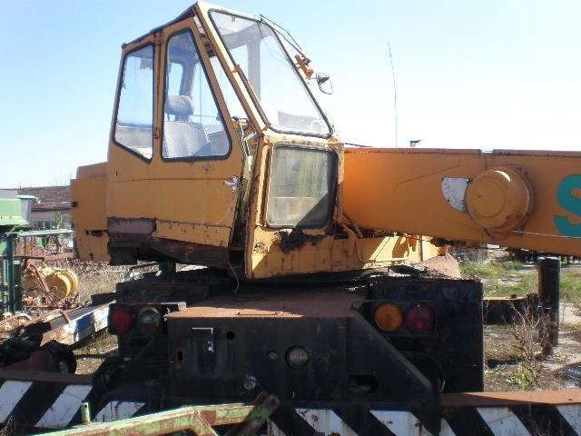 Kato 16T - 移动式起重机:图5 Kato 16T - 移动式起重机:图5