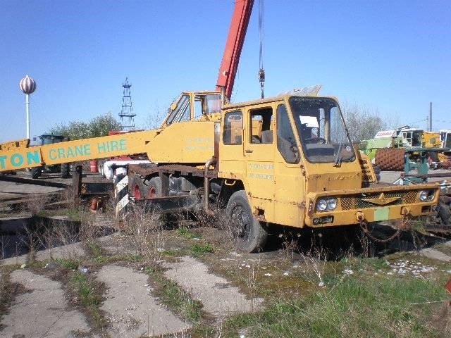 Kato 16T - 移动式起重机:图1 Kato 16T - 移动式起重机:图1