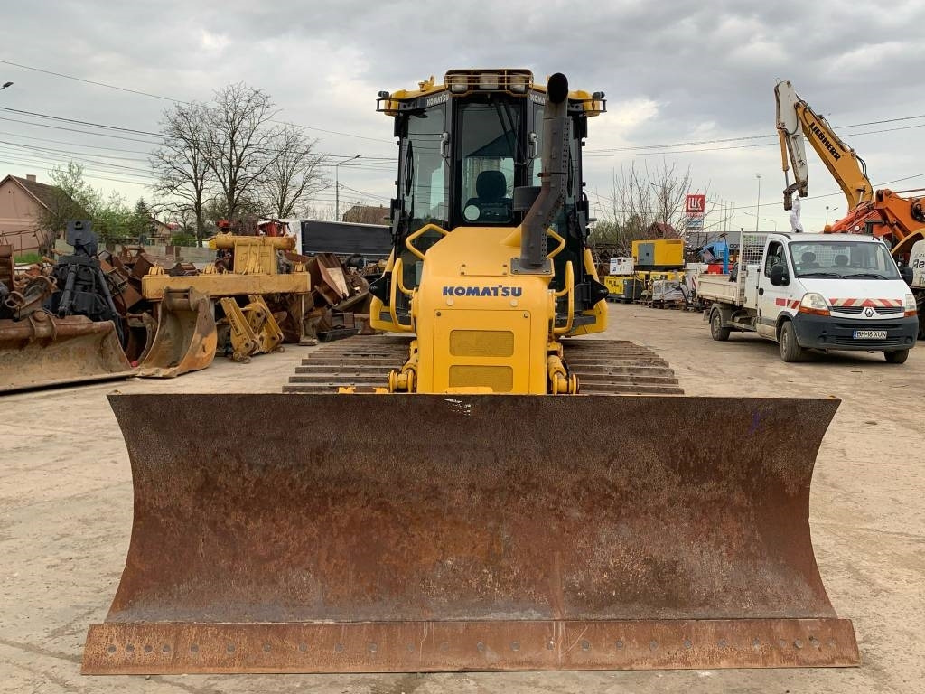 Komatsu D 51 PX-24 - 推土机:图5 Komatsu D 51 PX-24 - 推土机:图5