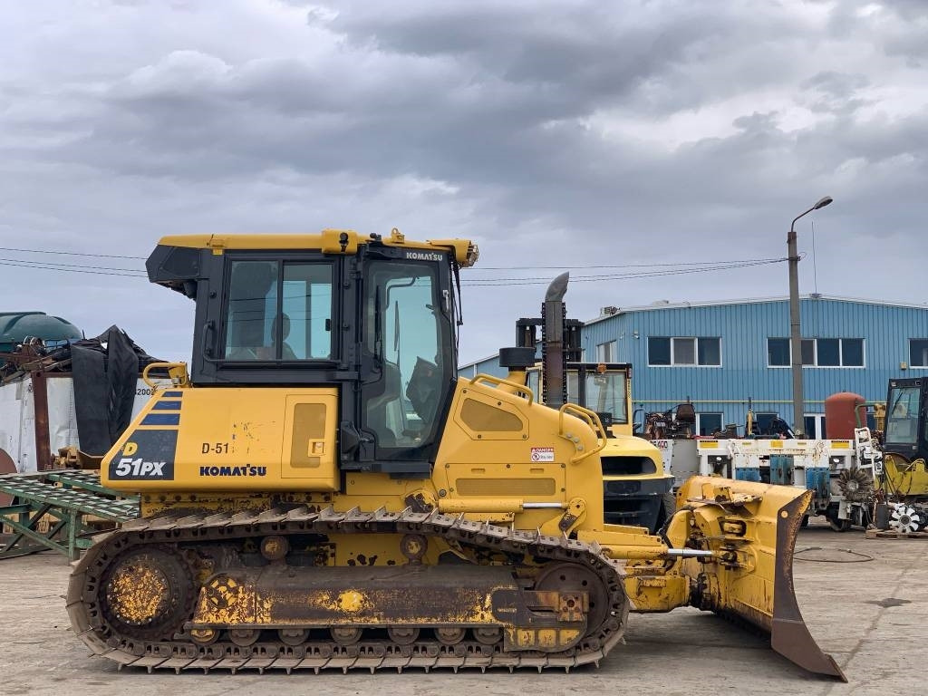 Komatsu D 51 PX-24 - 推土机:图3 Komatsu D 51 PX-24 - 推土机:图3