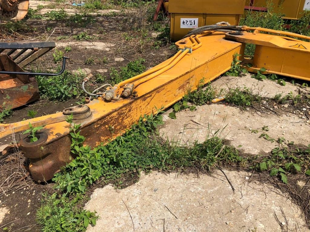 Liebherr 904 FOR PARTS - 履带式挖掘机:图4 Liebherr 904 FOR PARTS - 履带式挖掘机:图4