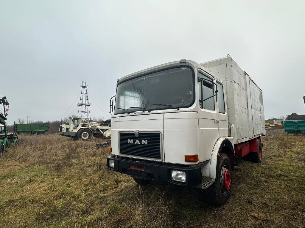 MAN Pressure Washer 19.321 - 市政/ 专用车辆, 厢式卡车:图5 MAN Pressure Washer 19.321 - 市政/ 专用车辆, 厢式卡车:图5