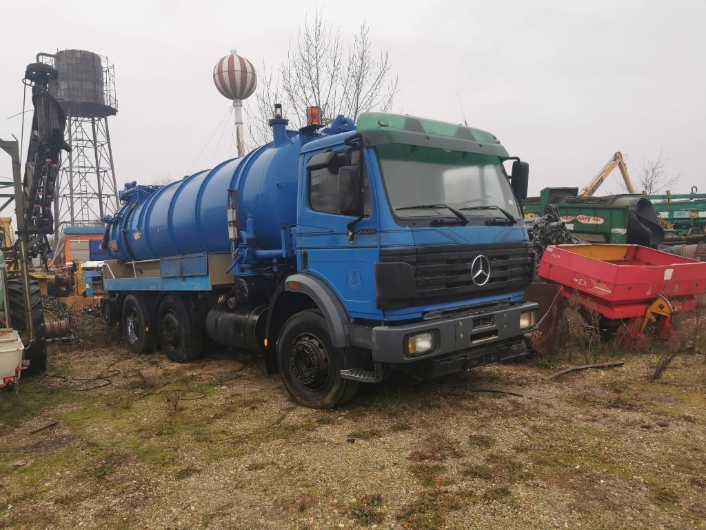 Mercedes-Benz 2426  - 真空车:图1 Mercedes-Benz 2426  - 真空车:图1