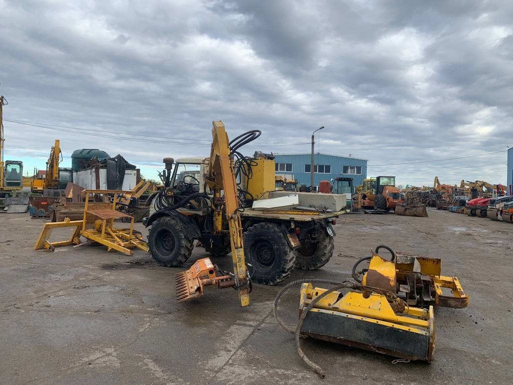 Mercedes-Benz 406A  - 市政/ 专用车辆:图2 Mercedes-Benz 406A  - 市政/ 专用车辆:图2