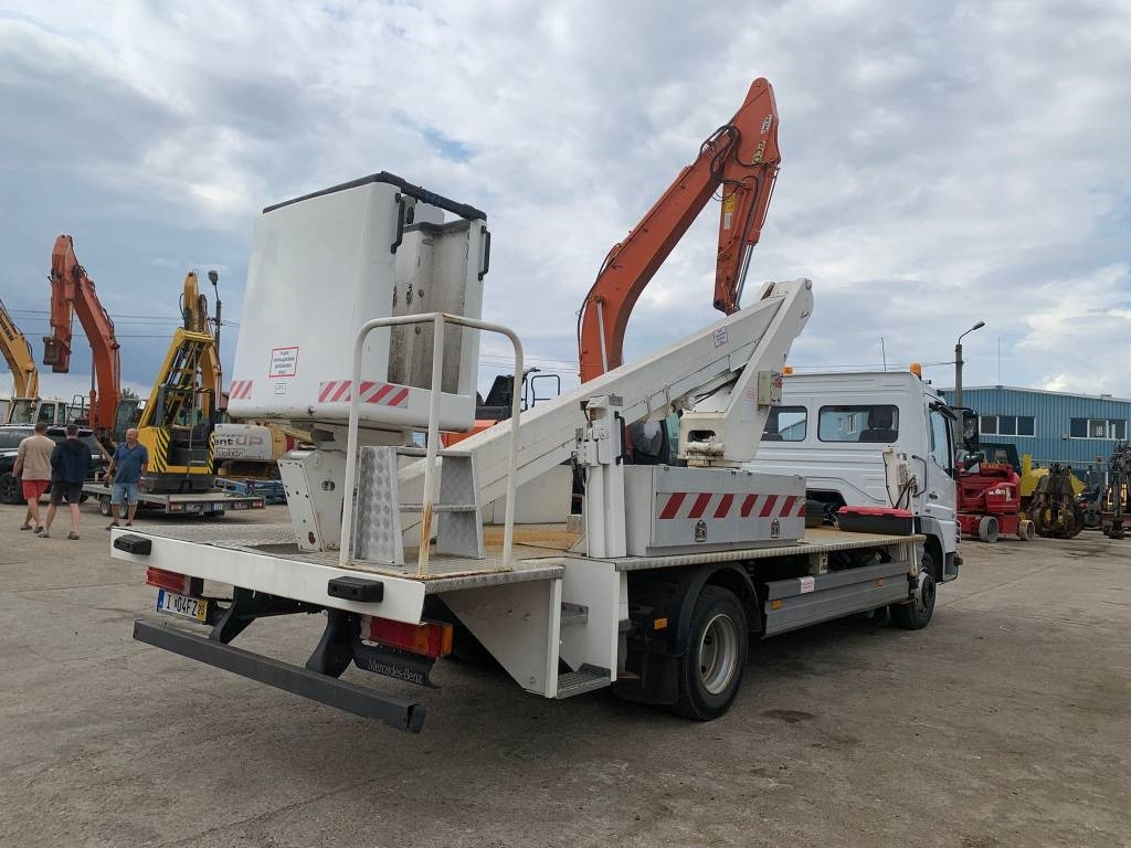Mercedes-Benz Atego 818 - 车载空中平台:图4 Mercedes-Benz Atego 818 - 车载空中平台:图4