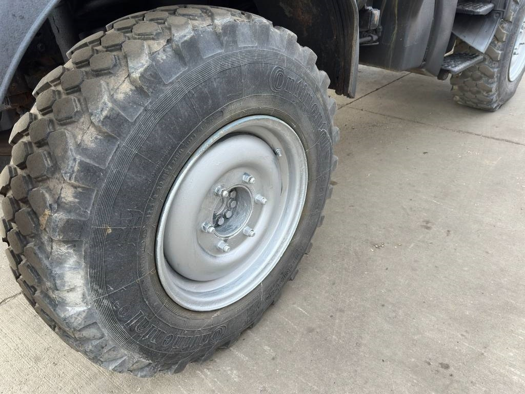 市政/ 专用车辆 Mercedes-Benz Unimog 408/10：图9