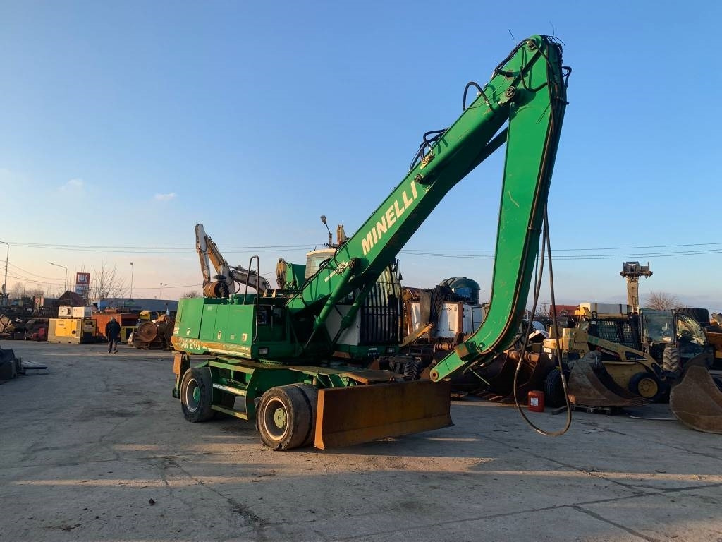 Minelli CM210 - 轮式挖掘机:图4 Minelli CM210 - 轮式挖掘机:图4