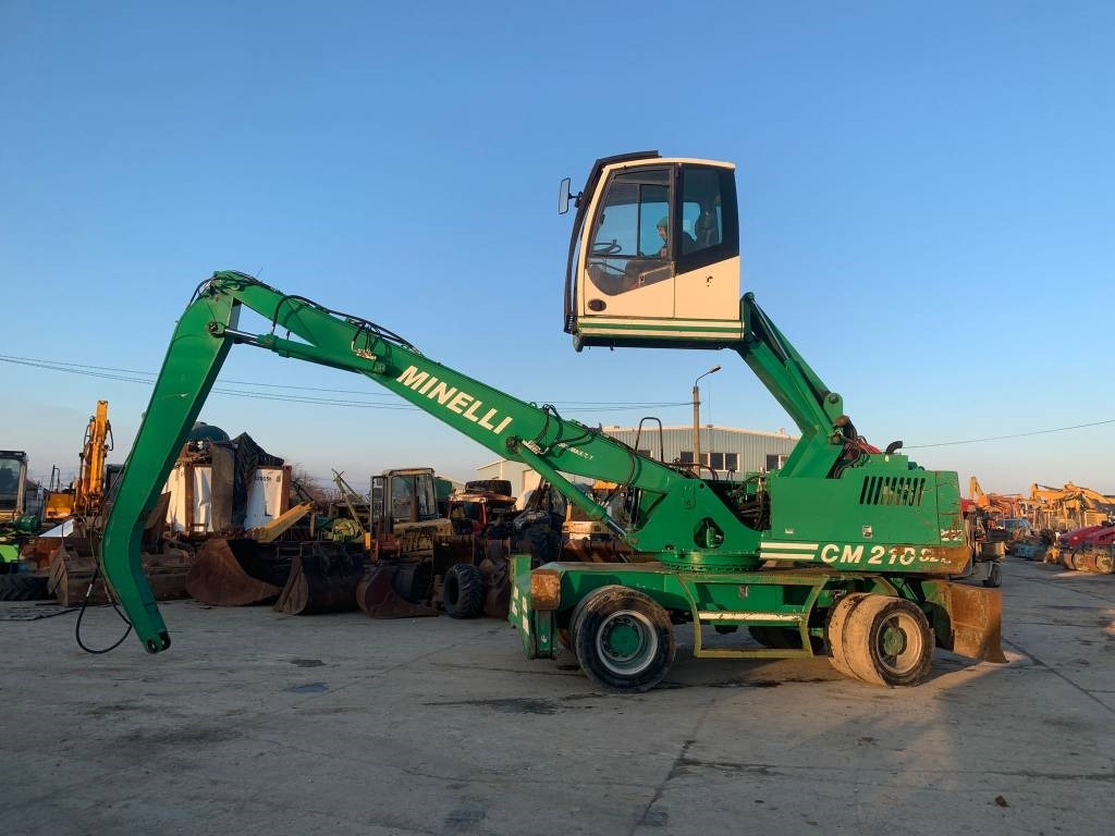 Minelli CM210 - 轮式挖掘机:图2 Minelli CM210 - 轮式挖掘机:图2