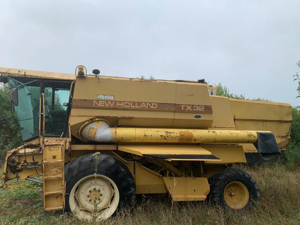 联合收割机 New Holland TX 32：图6