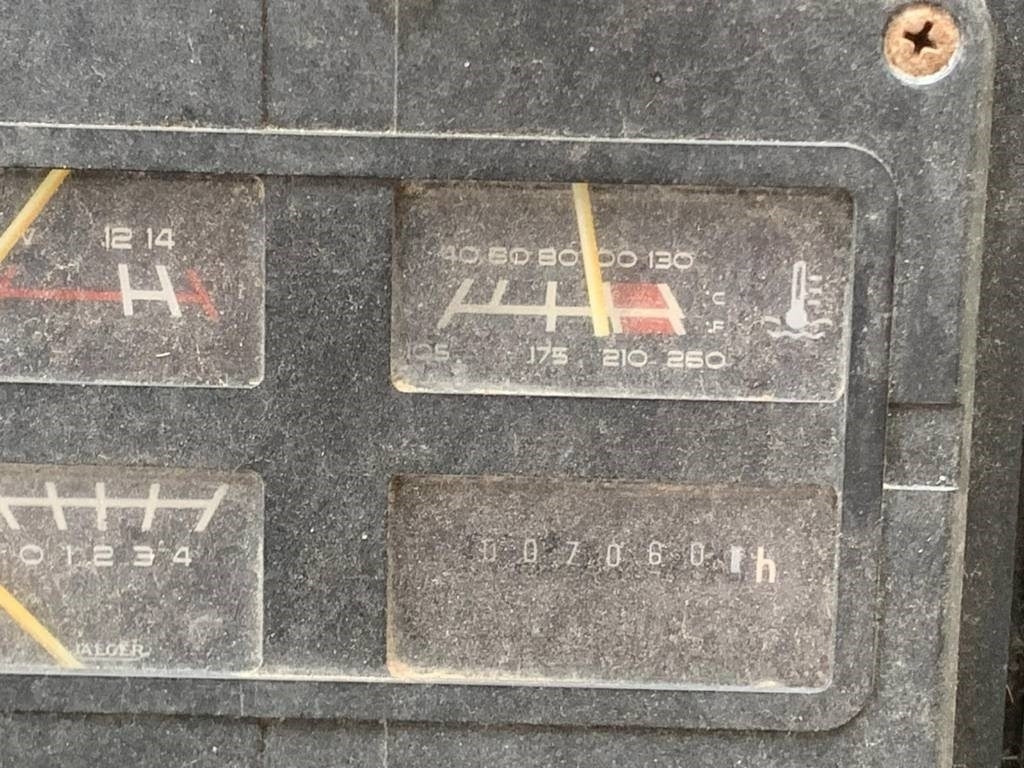 联合收割机 New Holland TX 32：图9