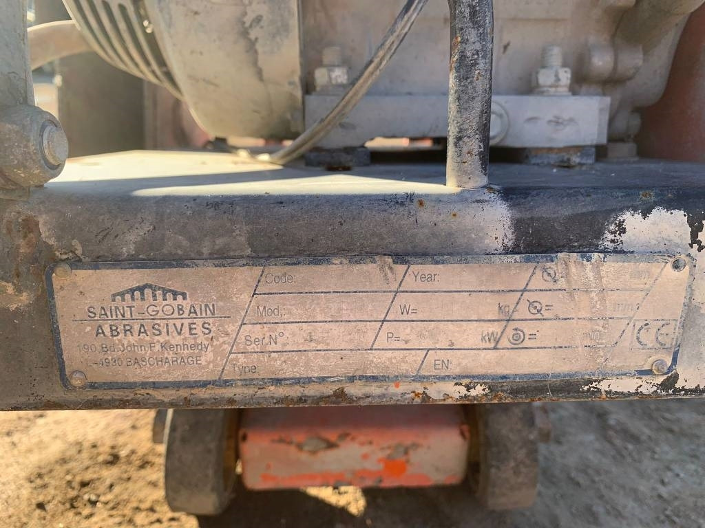 Norton Clipper CS451 - 沥青机:图5 Norton Clipper CS451 - 沥青机:图5