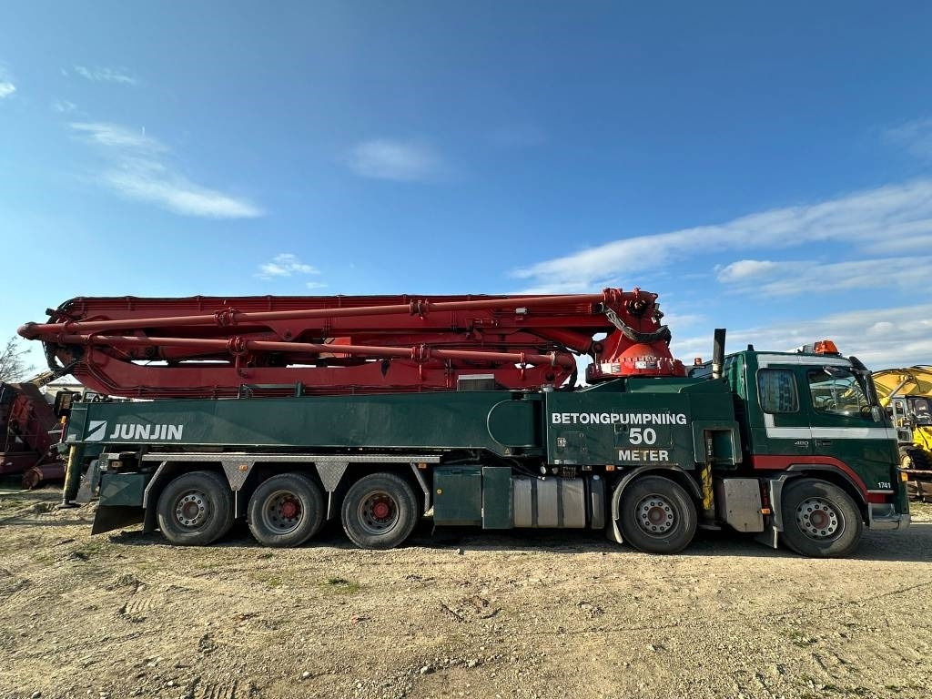 Volvo FM 480 - 混凝土泵车:图5 Volvo FM 480 - 混凝土泵车:图5