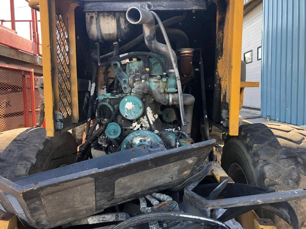 Volvo L 50 E FOR PARTS - 轮式装载机:图2 Volvo L 50 E FOR PARTS - 轮式装载机:图2