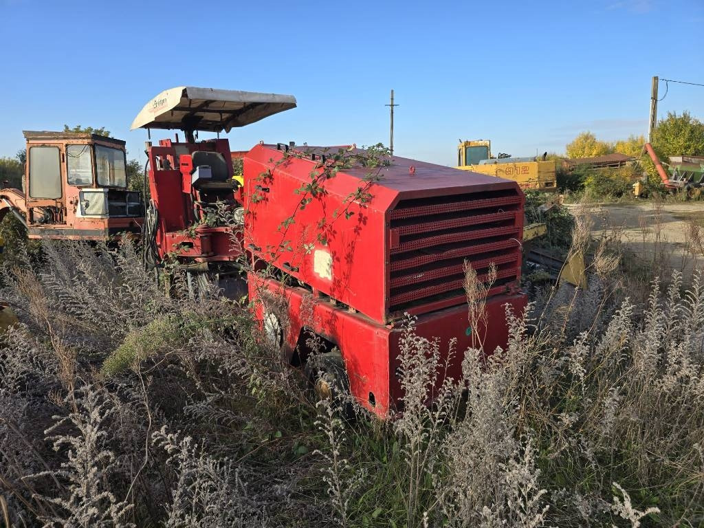 Wirtgen W 600 DC FOR PARTS - 沥青铺路机:图1 Wirtgen W 600 DC FOR PARTS - 沥青铺路机:图1