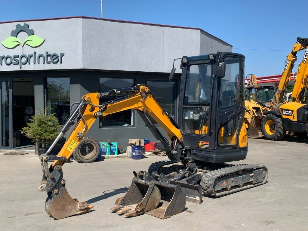 XCMG EX261 - 小型挖掘机:图1 XCMG EX261 - 小型挖掘机:图1