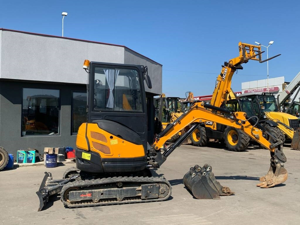 XCMG EX261 - 小型挖掘机:图5 XCMG EX261 - 小型挖掘机:图5