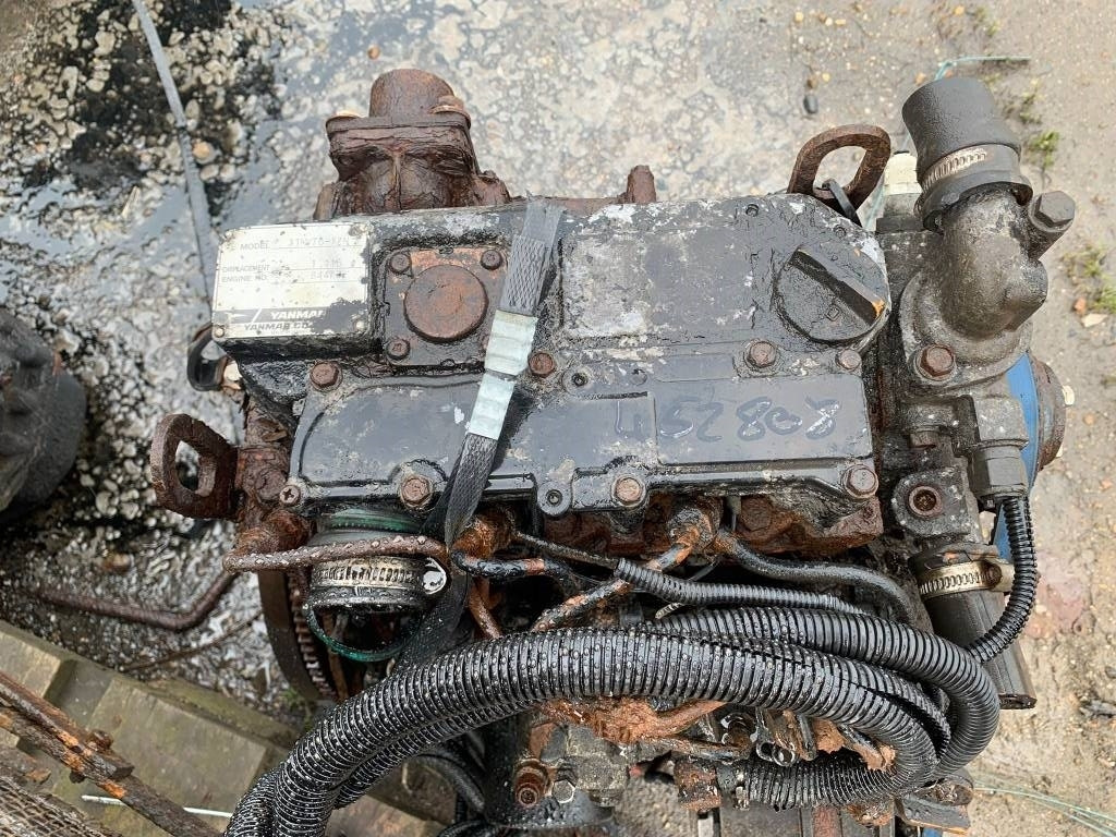 Yanmar 3TNV76 ENGINE - 发动机 适用于 建筑机械:图2 Yanmar 3TNV76 ENGINE - 发动机 适用于 建筑机械:图2