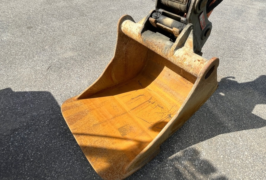 HITACHI Zaxis 130 - 履带式挖掘机:图4 HITACHI Zaxis 130 - 履带式挖掘机:图4