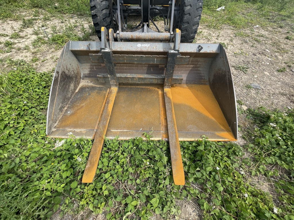 Volvo L30B PRO - 轮式装载机:图2 Volvo L30B PRO - 轮式装载机:图2