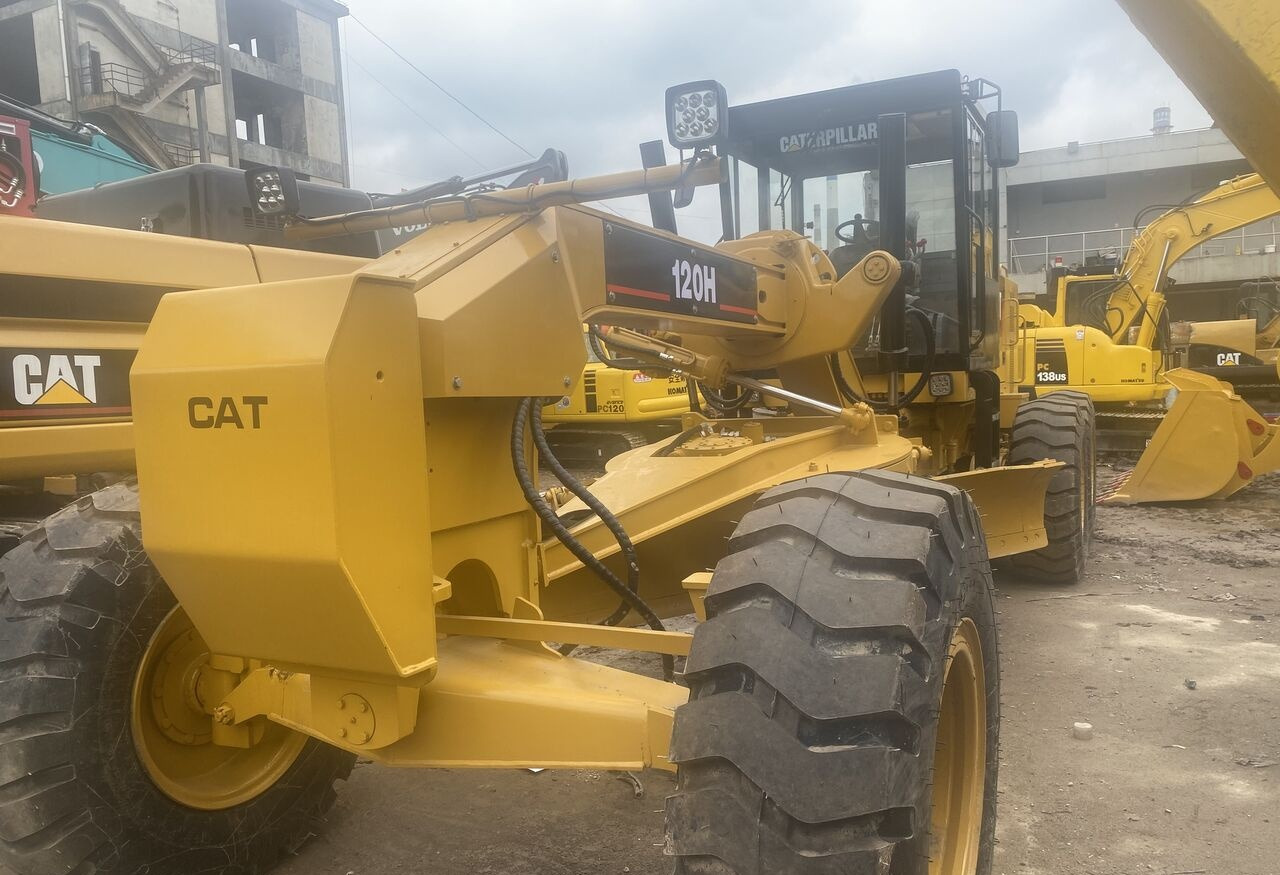 Caterpillar 120H - 平路机:图5 Caterpillar 120H - 平路机:图5