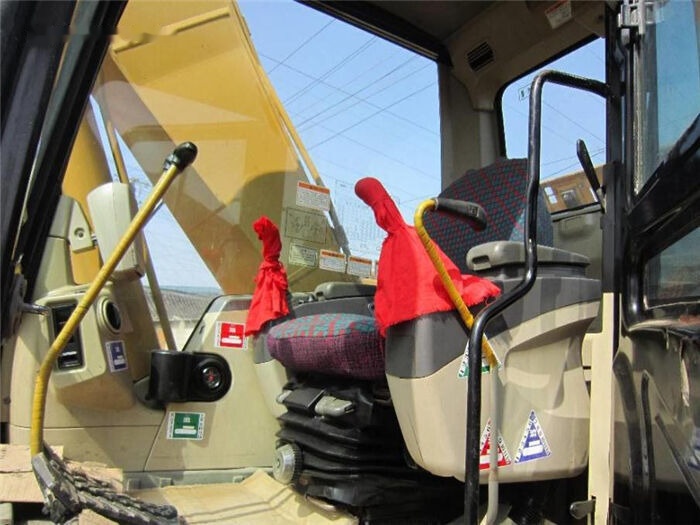 Caterpillar 320C - 履带式挖掘机:图3 Caterpillar 320C - 履带式挖掘机:图3