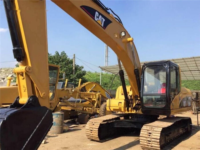 Caterpillar 320C - 履带式挖掘机:图1 Caterpillar 320C - 履带式挖掘机:图1