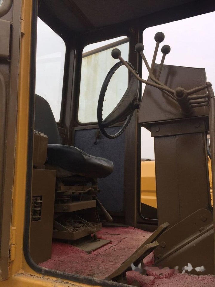 Caterpillar CAT 120G - 平路机:图2 Caterpillar CAT 120G - 平路机:图2