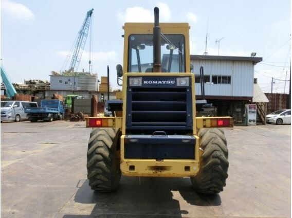 Komatsu wa100-1 - 轮式装载机:图1 Komatsu wa100-1 - 轮式装载机:图1