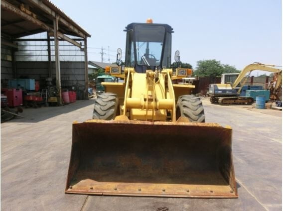 Komatsu wa100-1 - 轮式装载机:图4 Komatsu wa100-1 - 轮式装载机:图4