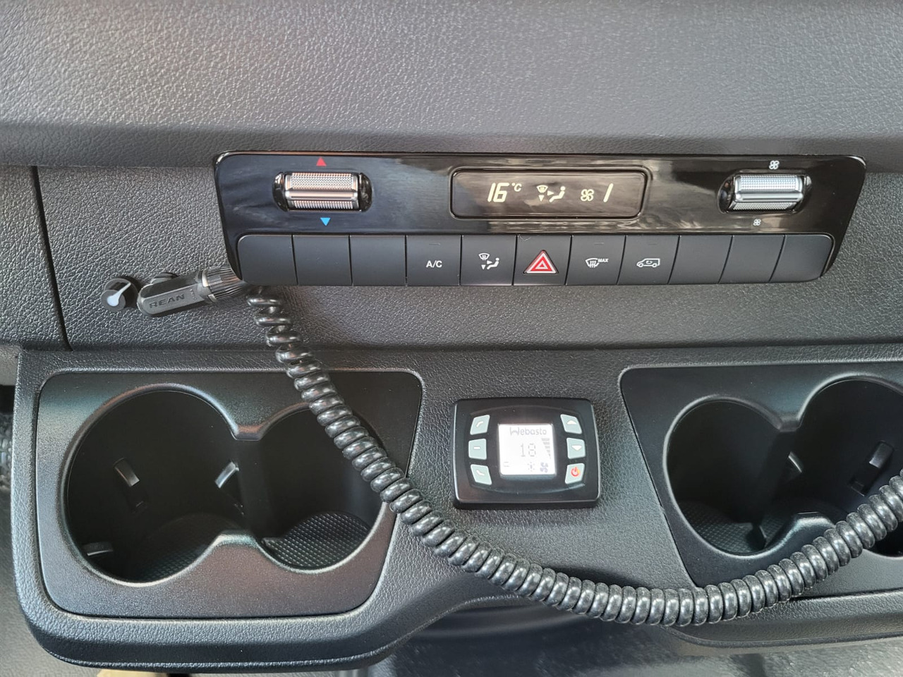 新的 郊区巴士 MERCEDES-BENZ Sprinter 517 CDI 24 places+ 3 standing NEW：图10
