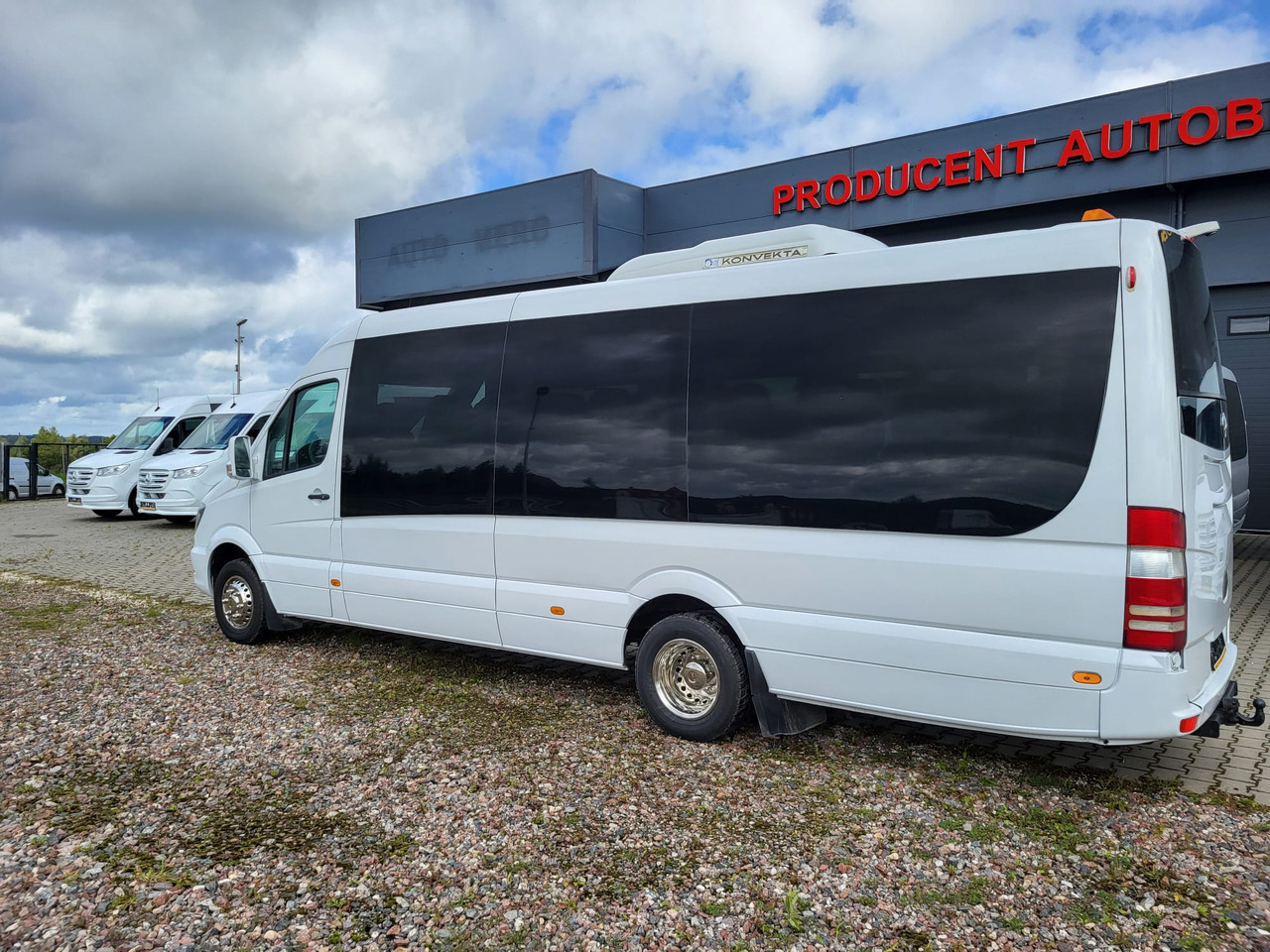 Mercedes-Benz Sprinter 519 CDI 24 seats - 长途客车:图3 Mercedes-Benz Sprinter 519 CDI 24 seats - 长途客车:图3
