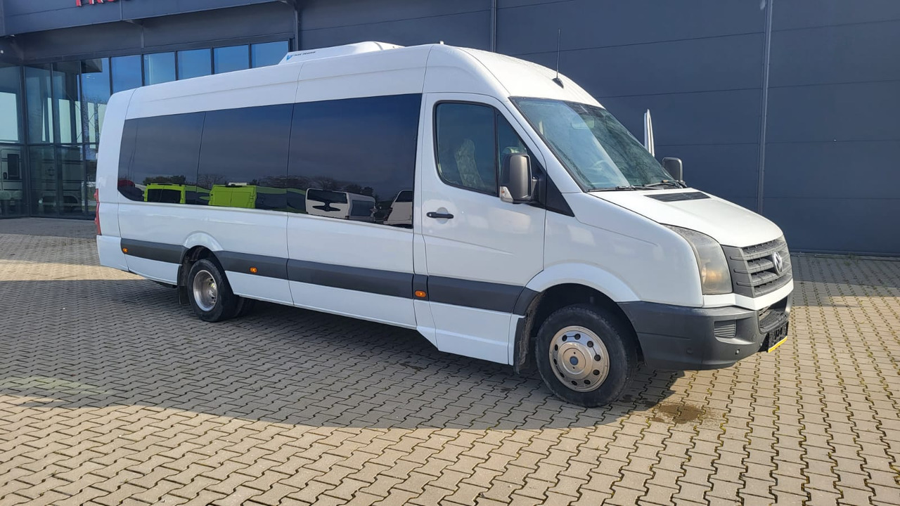 Volkswagen Crafter 24 places - 郊区巴士:图1 Volkswagen Crafter 24 places - 郊区巴士:图1