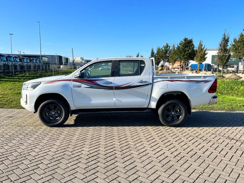 Toyota Hilux GLX SR5 4x4 - 4 UNITS IN STOCK - 2.4 D Double Cab - EURO 2 - NEW!! - 皮卡车, 康比货车:图2 Toyota Hilux GLX SR5 4x4 - 4 UNITS IN STOCK - 2.4 D Double Cab - EURO 2 - NEW!! - 皮卡车, 康比货车:图2