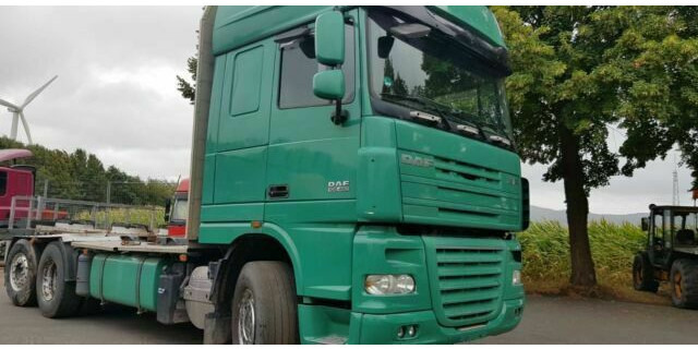DAF XF105-460Super Spacs Cap G.Haus/Hoch Retarder - 木材运输车:图2 DAF XF105-460Super Spacs Cap G.Haus/Hoch Retarder - 木材运输车:图2