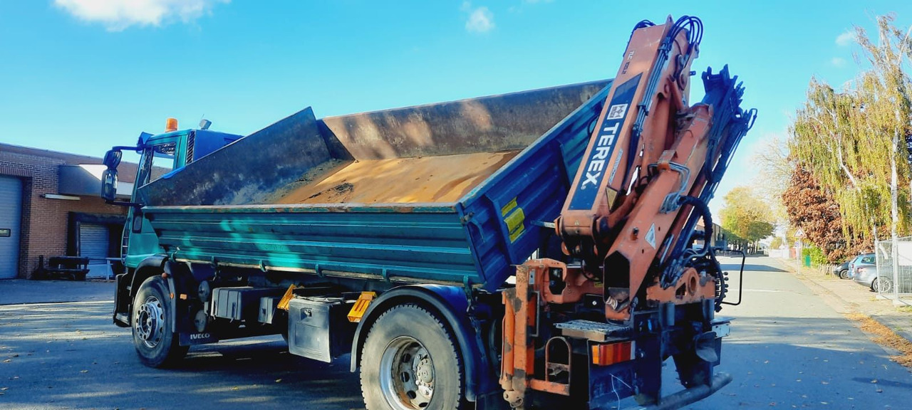 Iveco ML180E28K 4x2 mit Kran/Funk/Greifer - 翻斗车, 起重车:图5 Iveco ML180E28K 4x2 mit Kran/Funk/Greifer - 翻斗车, 起重车:图5