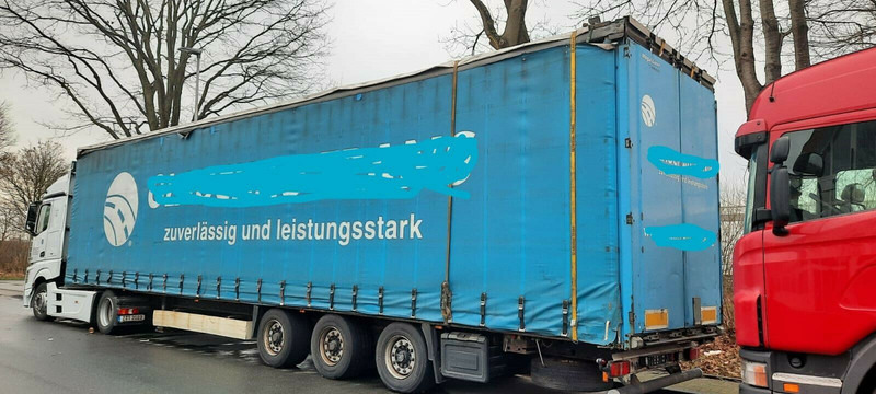 Krone Plane Sprigel Auflieger - 侧帘半拖车:图2 Krone Plane Sprigel Auflieger - 侧帘半拖车:图2