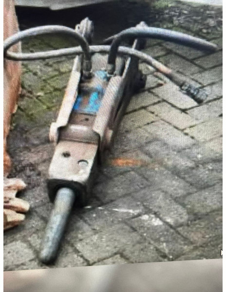 Kubota Stemmhammer - 液压锤 适用于 建筑机械:图1 Kubota Stemmhammer - 液压锤 适用于 建筑机械:图1