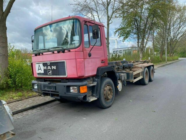 MAN 26.372K 6x4 Abrollkipper AHK Blatt/Blatt - 吊钩升降车:图1 MAN 26.372K 6x4 Abrollkipper AHK Blatt/Blatt - 吊钩升降车:图1