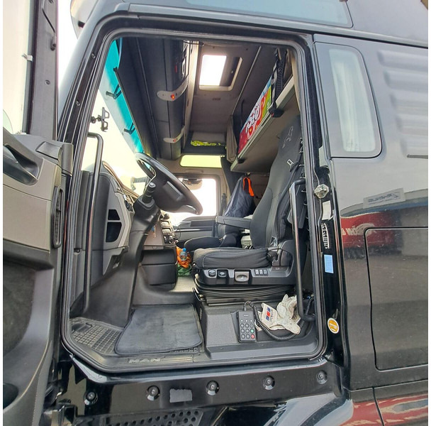 MAN 26.500 XXK BDF Vollausst. - 集装箱运输车/ 可拆卸车身的卡车:图4 MAN 26.500 XXK BDF Vollausst. - 集装箱运输车/ 可拆卸车身的卡车:图4