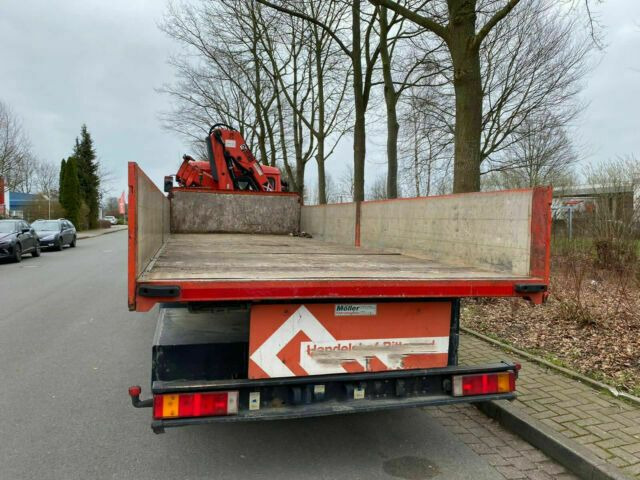 MAN ME18.284 mit Kran Not Aus Hiab 122B - 栏板式/ 平板卡车, 起重车:图2 MAN ME18.284 mit Kran Not Aus Hiab 122B - 栏板式/ 平板卡车, 起重车:图2
