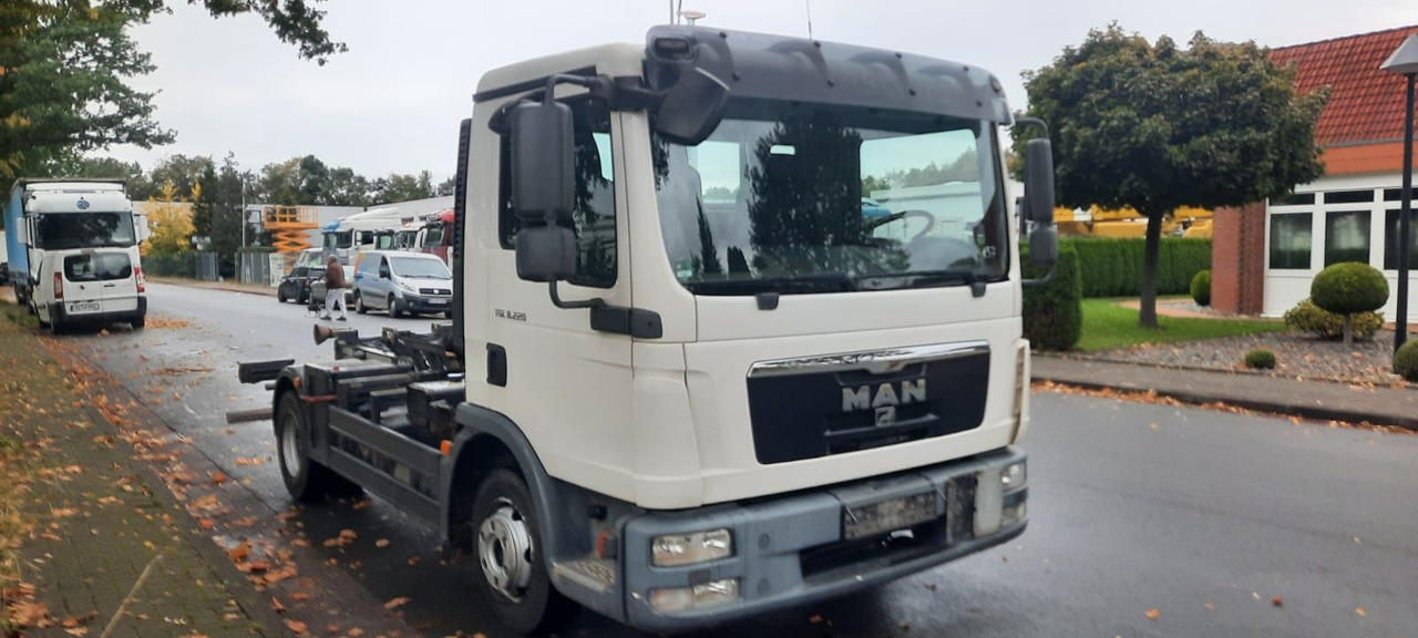 MAN TGL 8.220 Abrollkipper - 吊钩升降车:图1 MAN TGL 8.220 Abrollkipper - 吊钩升降车:图1