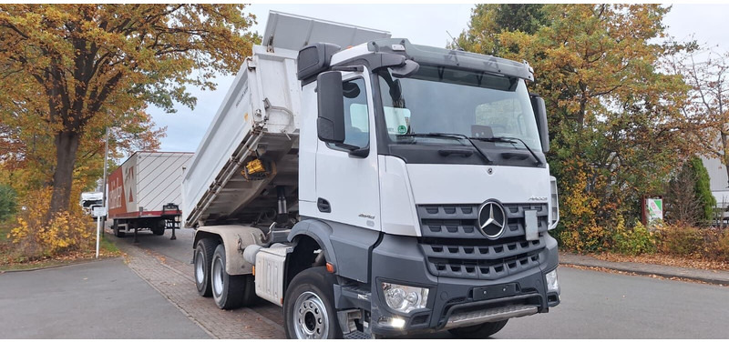 Mercedes-Benz 2648 3348 - 翻斗车:图1 Mercedes-Benz 2648 3348 - 翻斗车:图1