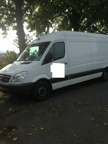 Mercedes-Benz 311 Maxi Lang Hoch Sprinter - 无侧窗厢式货车:图3 Mercedes-Benz 311 Maxi Lang Hoch Sprinter - 无侧窗厢式货车:图3