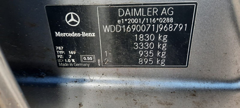 Mercedes-Benz A-Klasse 180 A 180 CDI AVANTGARDE - 汽车:图4 Mercedes-Benz A-Klasse 180 A 180 CDI AVANTGARDE - 汽车:图4