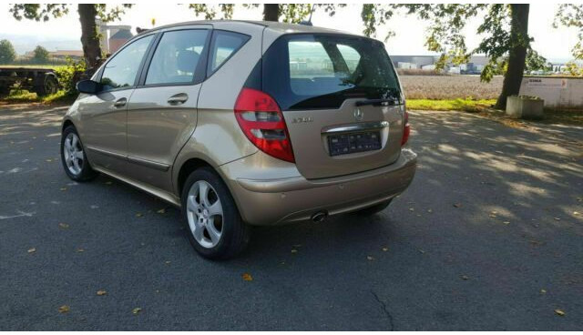 Mercedes-Benz A-Klasse 200 CDI - 汽车:图3 Mercedes-Benz A-Klasse 200 CDI - 汽车:图3
