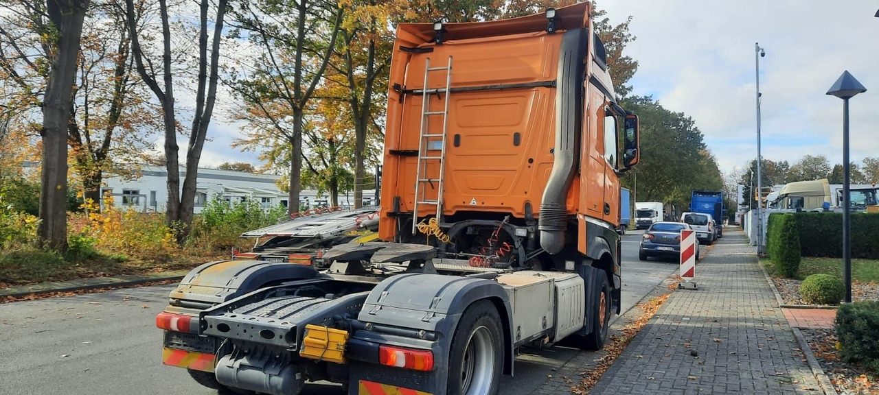 Mercedes-Benz Actros 1851LS 4x2 SZM 1-Hand Deu.LKW - 牵引车:图5 Mercedes-Benz Actros 1851LS 4x2 SZM 1-Hand Deu.LKW - 牵引车:图5